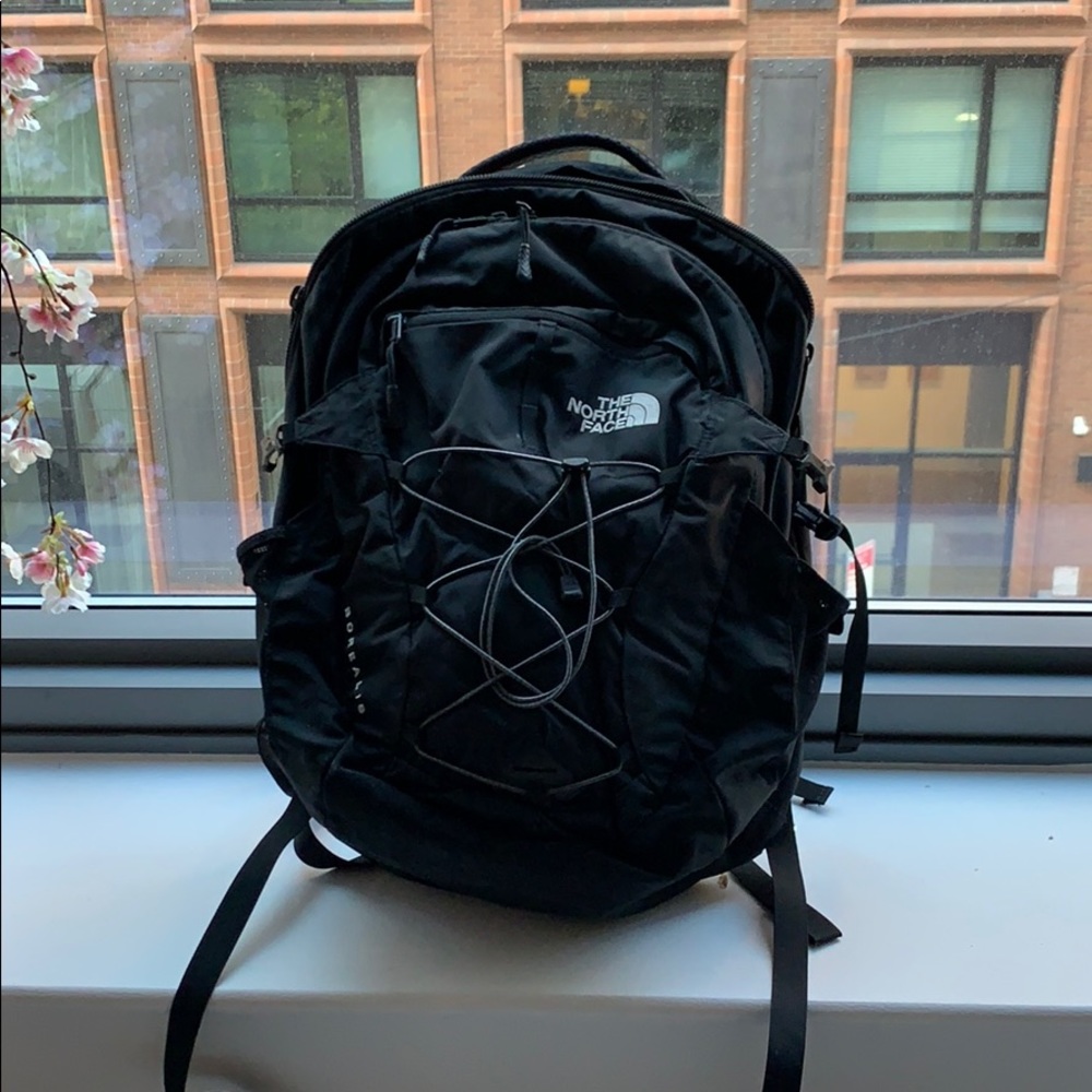 Northface Womens borealis black backpack